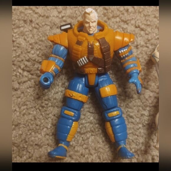 Vintage Toy Biz X-Men Toy Lot, PRE-OWNED - Picture 2 of 5